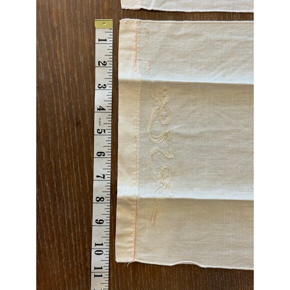 Vintage Retro Set of 2 Embroidered Bow Napkins Kitchen Towels - Picture 8 of 8